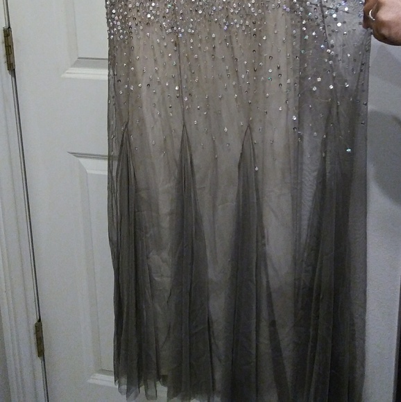 Prom dress - Picture 6 of 8
